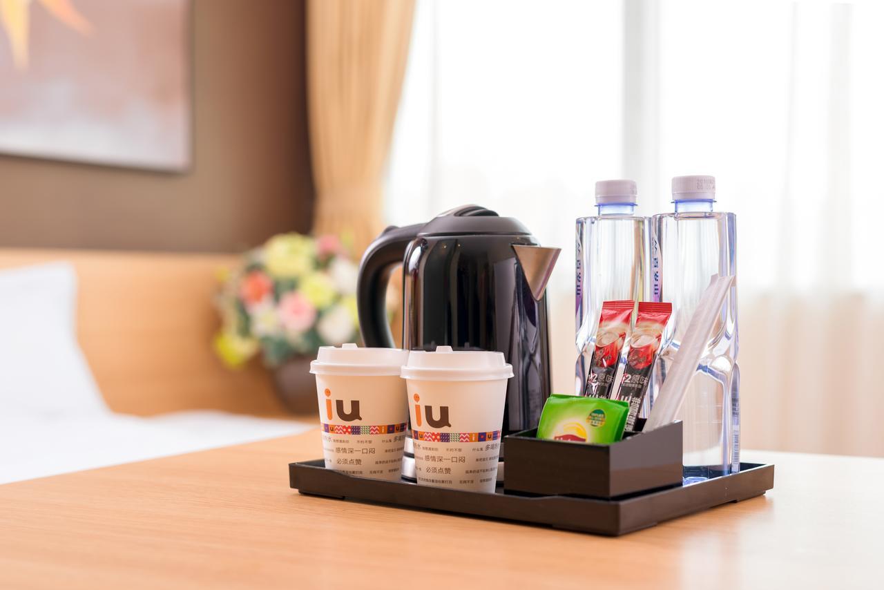 Iu Hotel Urumqi Shinianzi Bus Station Екстер'єр фото